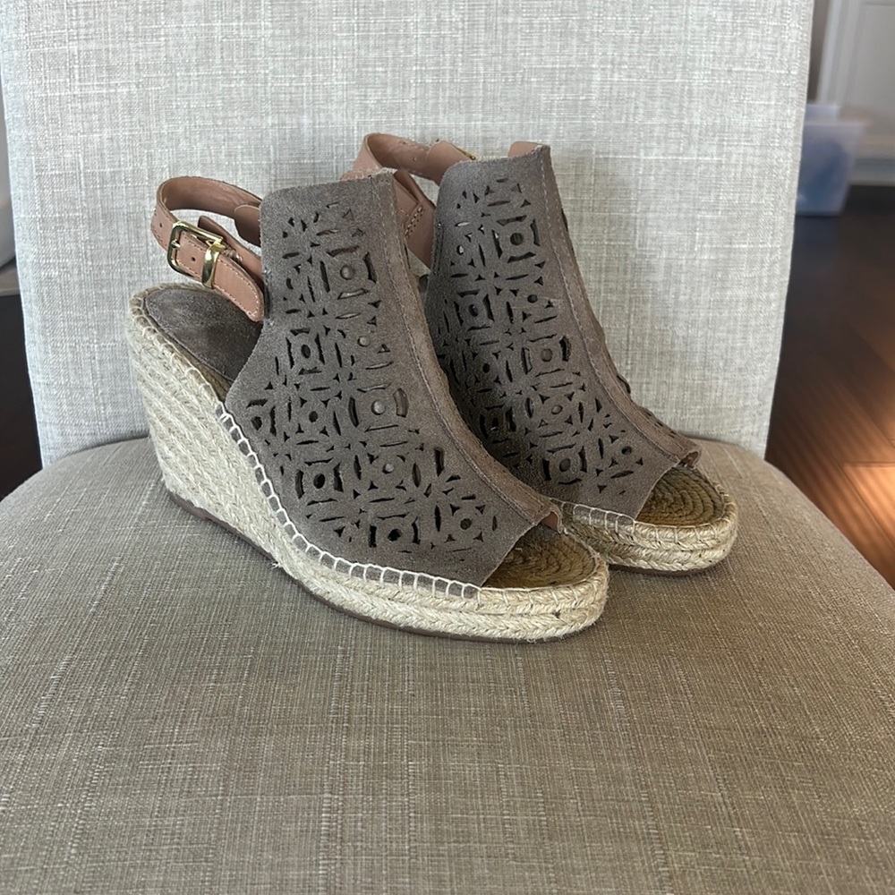 Seychelles Wedges